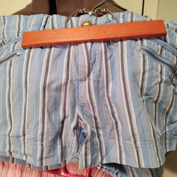 3 pairs Institute Libéral women's shorts. - Picture 3 of 12